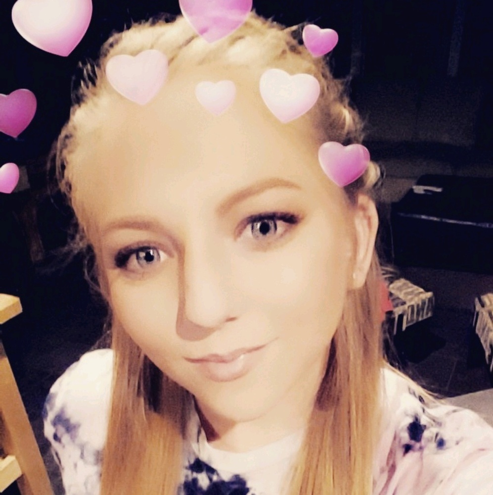 Meet your Posher, Macy